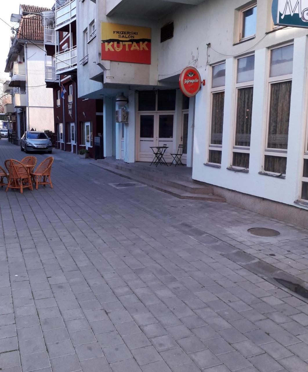 Promenada Apartmani Kruševac Eksteriør bilde