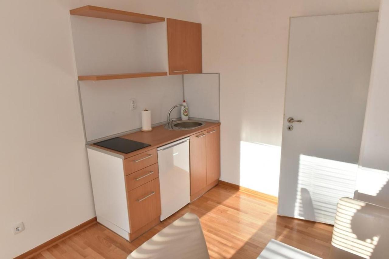 Promenada Apartmani Kruševac Eksteriør bilde