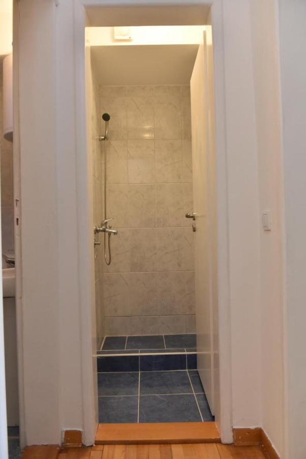 Promenada Apartmani Kruševac Eksteriør bilde